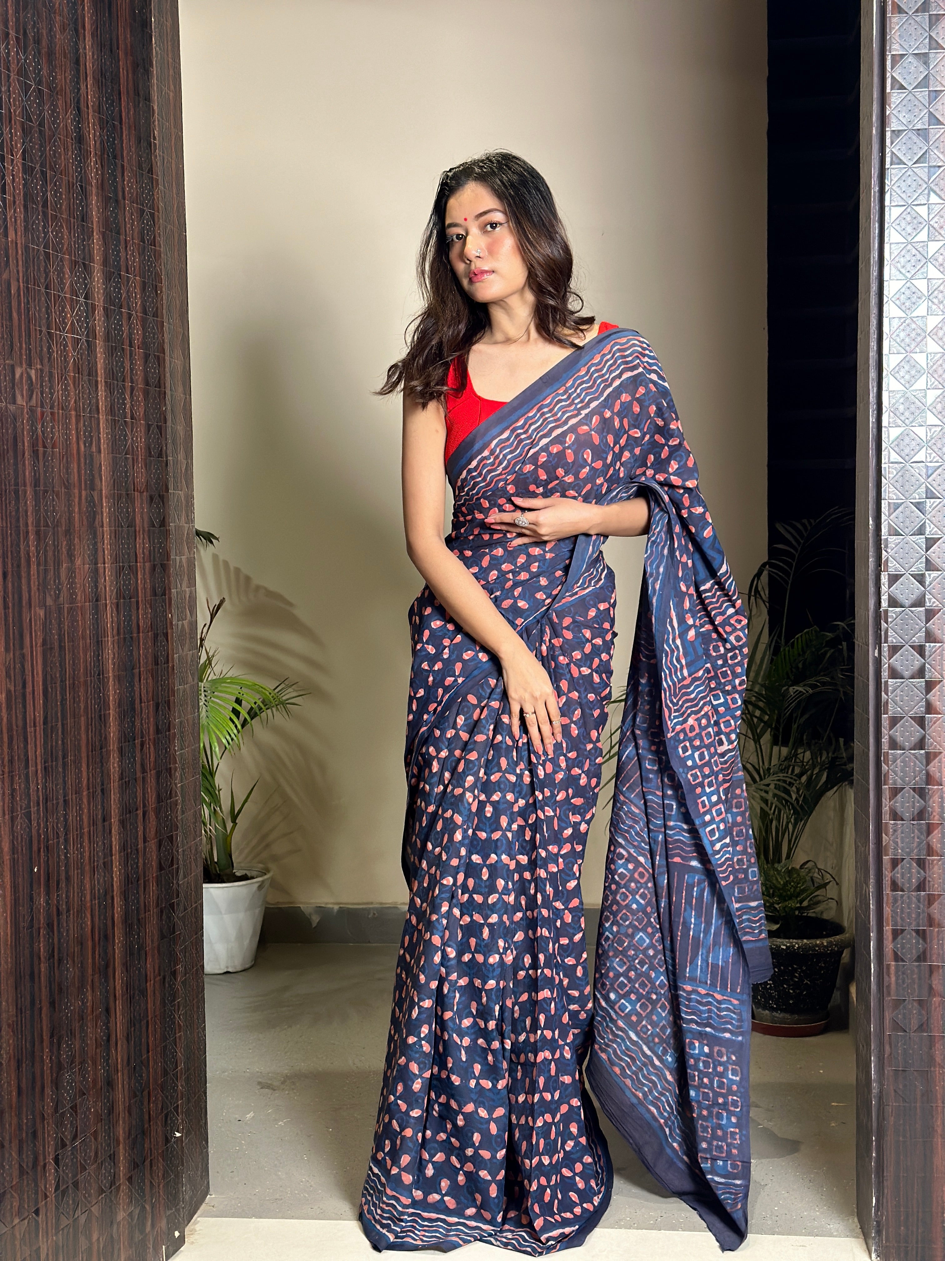 Dhalti Raat ( Stary Night In Dessert) - Bagru Natural Dyed Handblock Printed - Cotton Mulmul Saree